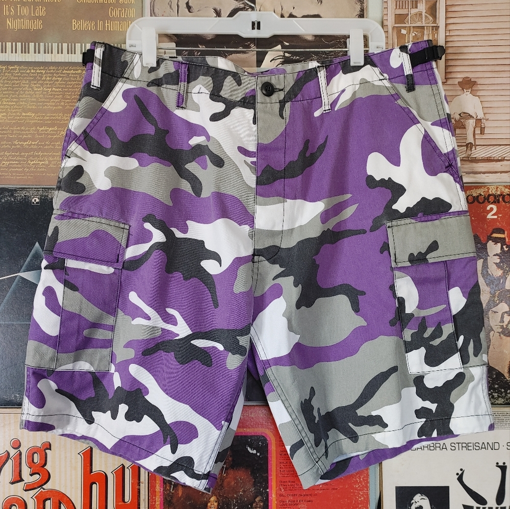 Purple Camouflage Men's Cargo Shorts